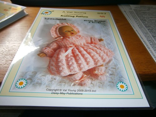 Dolls knitting pattern - dolls,