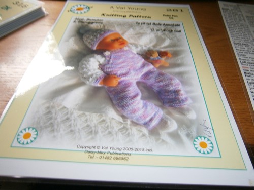 Dolls knitting pattern - dolls,