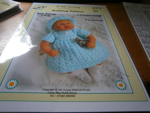 Dolls knitting pattern - 1,