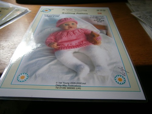 Dolls knitting pattern - 1,