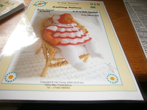 Dolls knitting pattern - knitting,