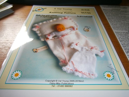 Dolls knitting pattern - 1,